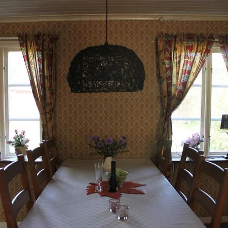 Charmig Hallandslaenga Naera Ullared Buitenkant foto