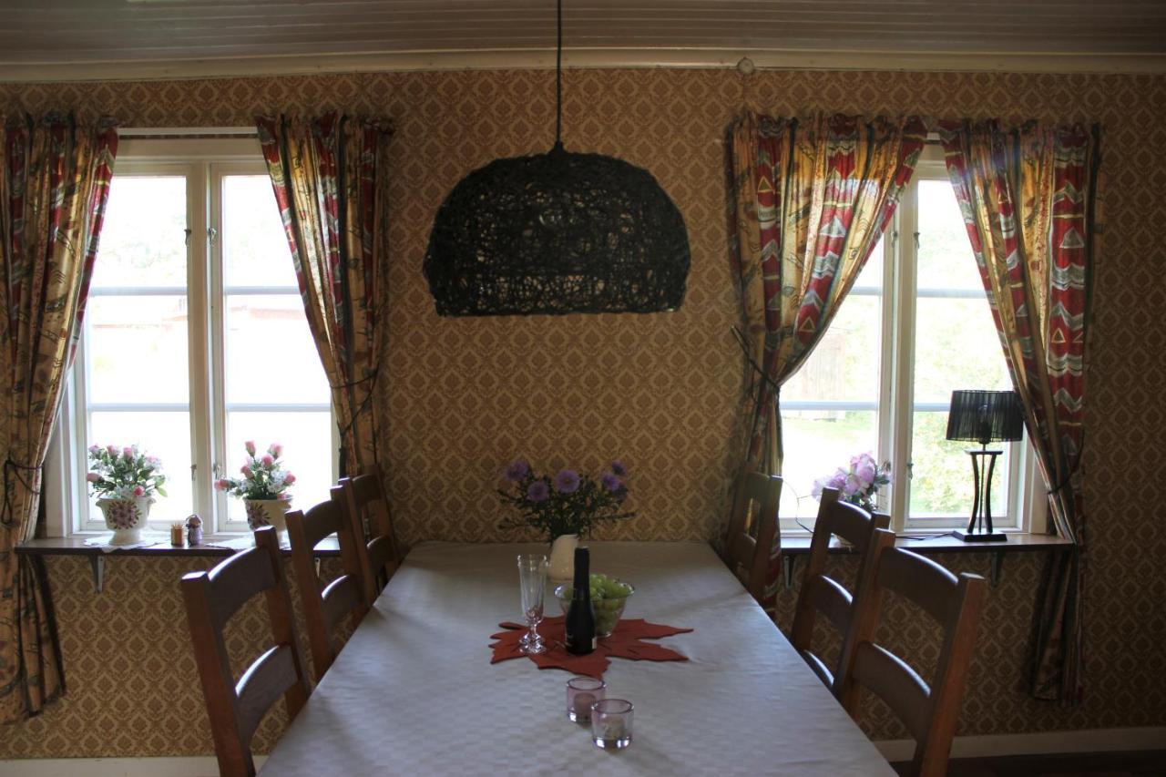 Charmig Hallandslaenga Naera Ullared Buitenkant foto