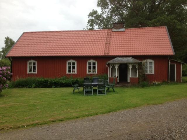 Charmig Hallandslaenga Naera Ullared Buitenkant foto